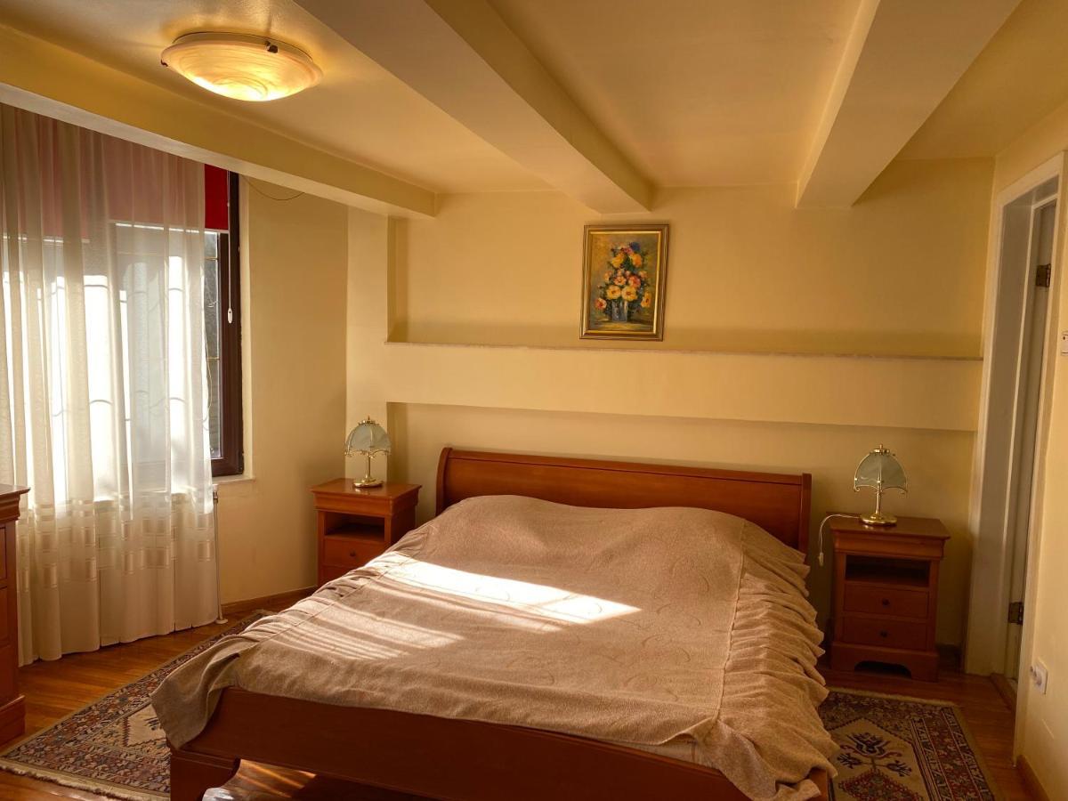 Vila Phoenix Aparthotel Predeal Buitenkant foto